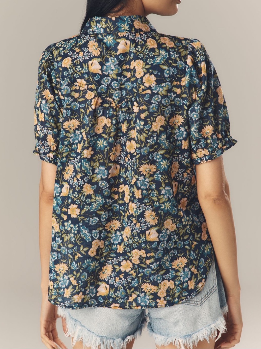 Pilcro Anthropologie Aly Puff-Sleeve Shirt in Navy Floral size M - Picture 3 of 12